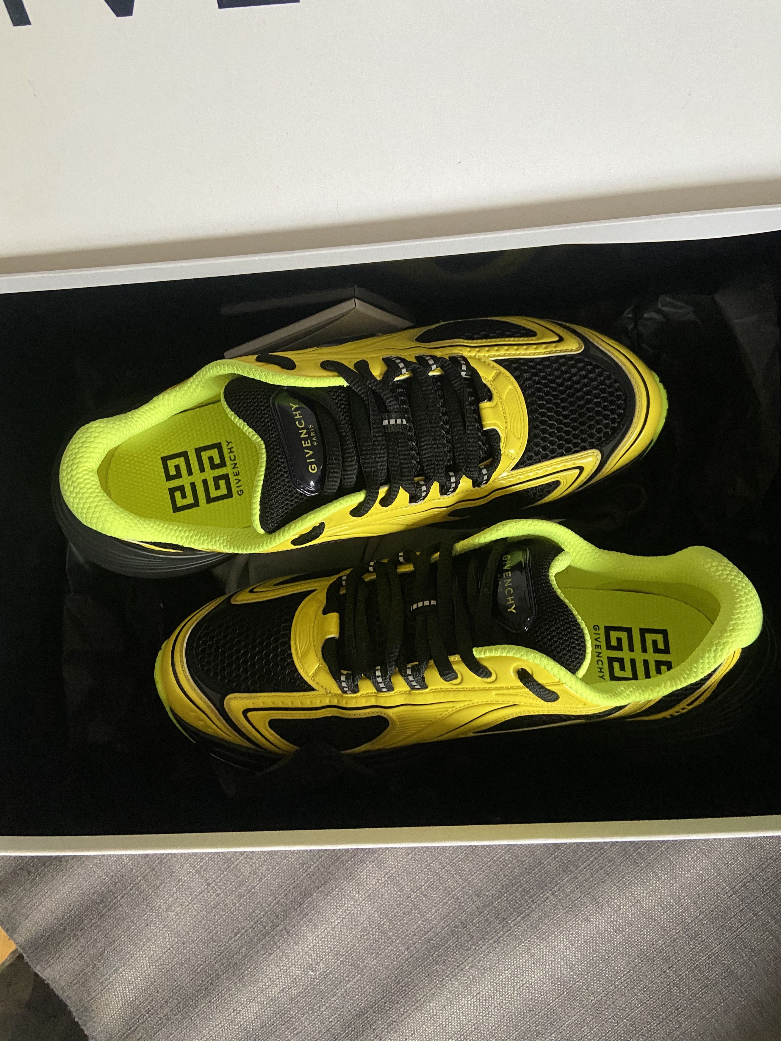Givenchy Givenchy TK-MX Runner Yellow & Black Size US 9 / EU 42 - 5 Thumbnail