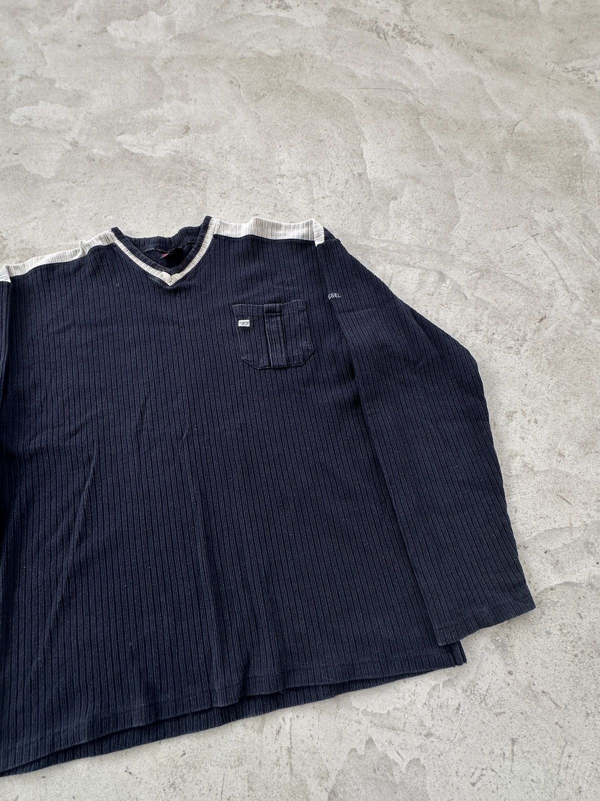 Diesel Vintage Sweatshirt Diesel Y2K Embroiled Logo Blue L Size US L / EU 52-54 / 3 - 2 Thumbnail