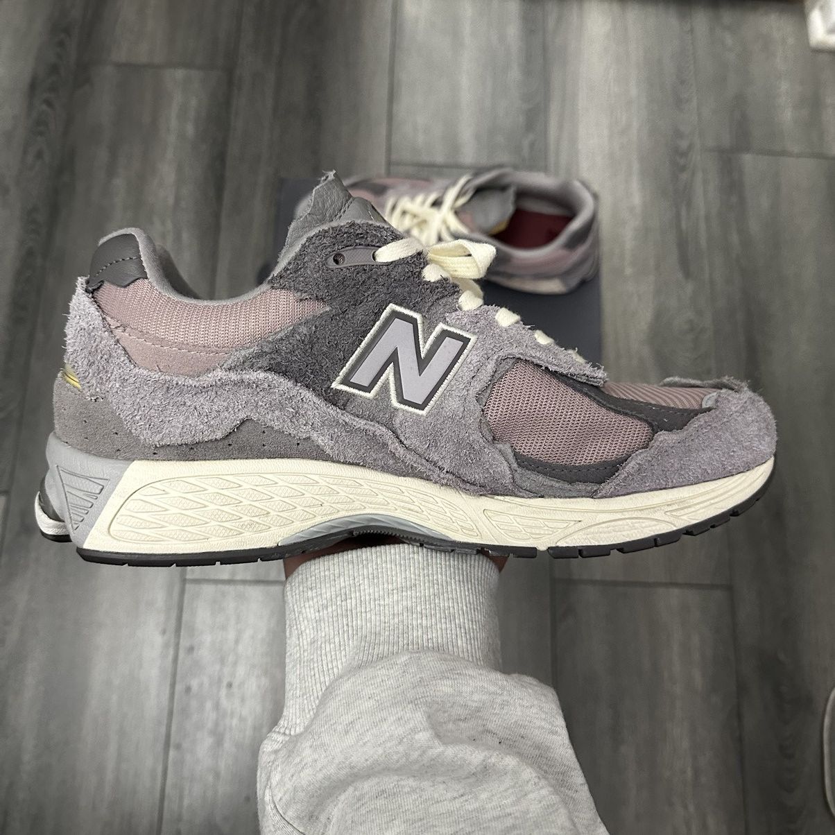 image of New Balance 2002Rd Shoes in Grey, Men's (Size 11)