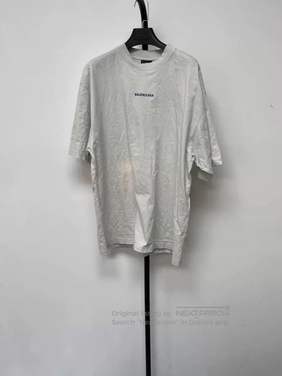 Balenciaga Balenciaga Distressed Embroidered Crewneck T-shirt. Size US M / EU 48-50 / 2 - 2 Thumbnail
