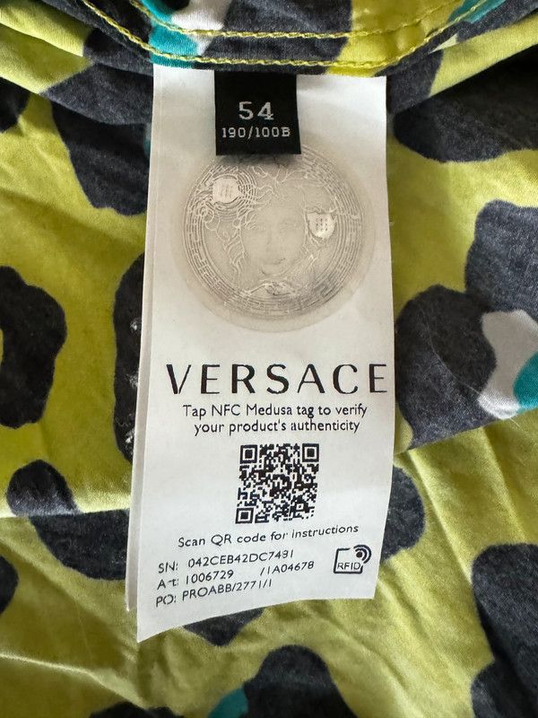 Versace Versace cheetah short sleeve shirt Size US XXL / EU 58 / 5 - 4 Thumbnail