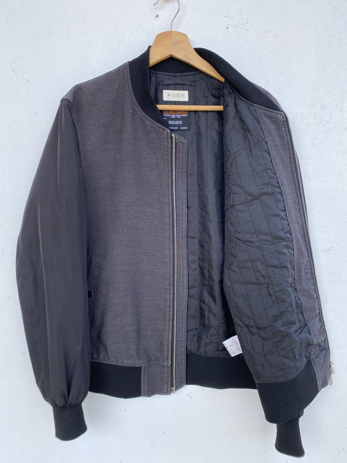 Japanese Brand PLST Charcoal Grey Thermore Insulated Jacket (Size M) Size US M / EU 48-50 / 2 - 3 Thumbnail