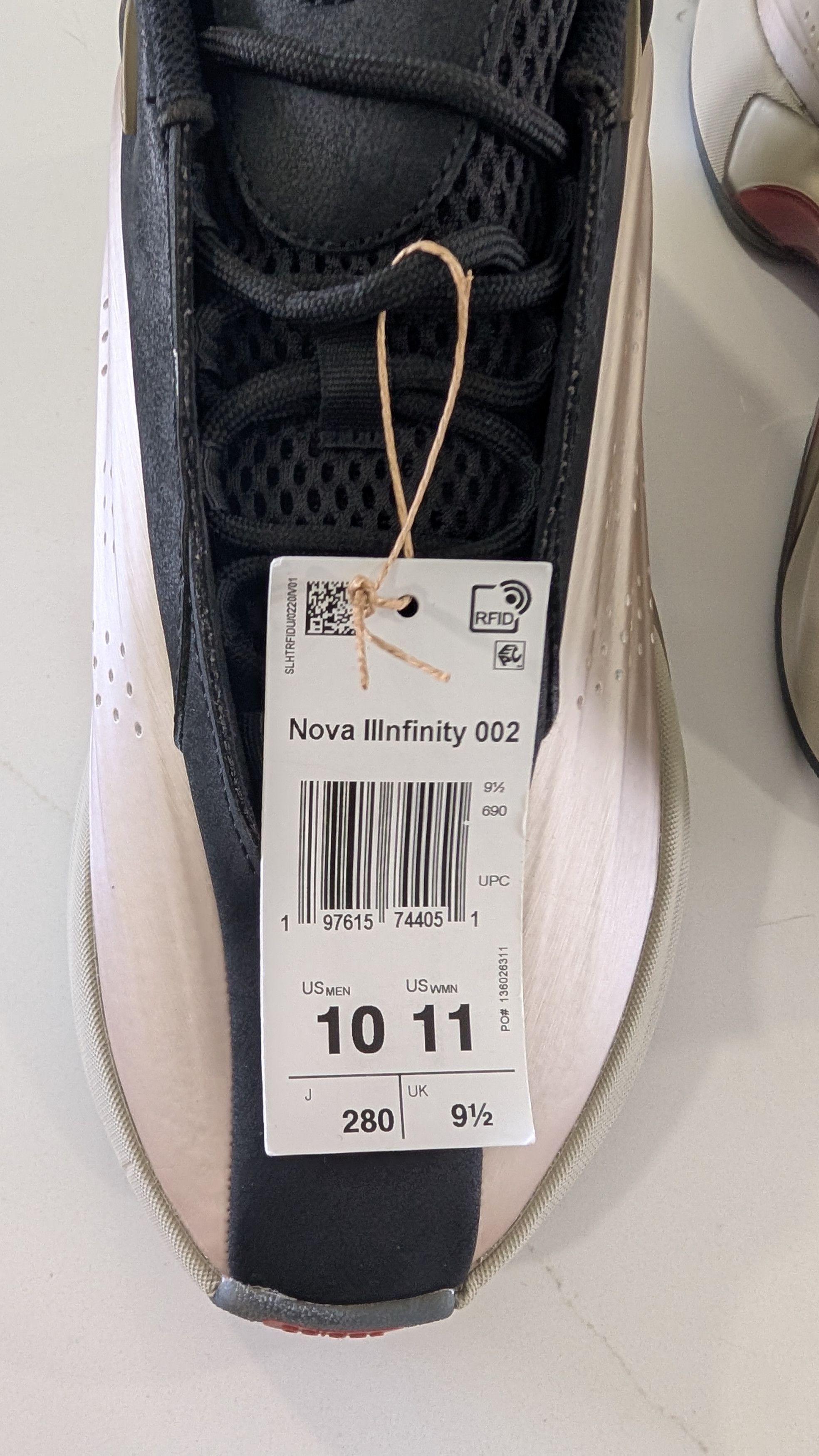 Adidas Adidas Nova IIInfinity 002 White Black Orange Men's 10 Size US 10 / EU 43 - 6 Thumbnail