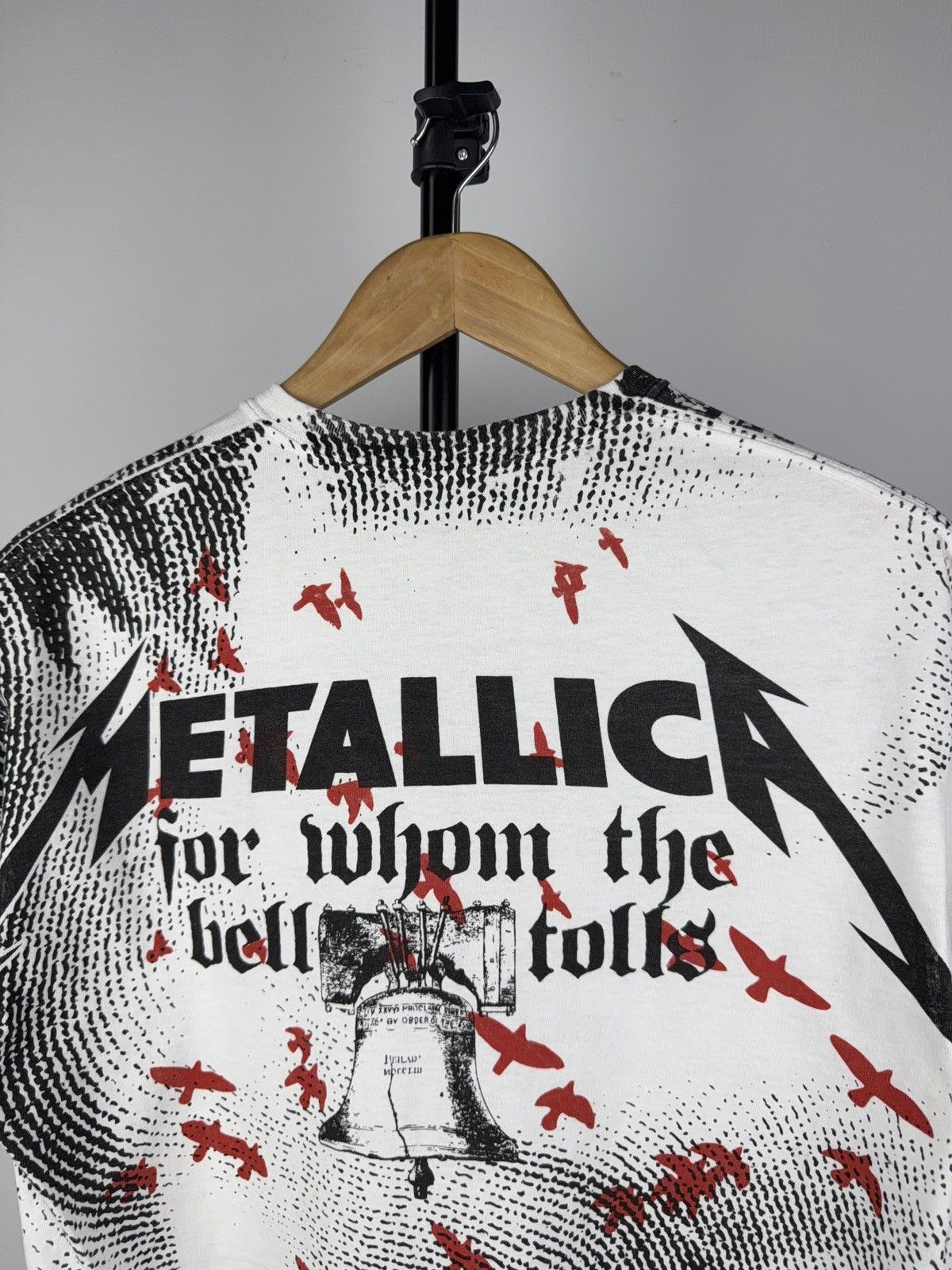 Band Tees × Vintage VNTG 2013 AOP Metallica For Whom The Bell Tolls Rock T shirt Size US M / EU 48-50 / 2 - 6 Thumbnail
