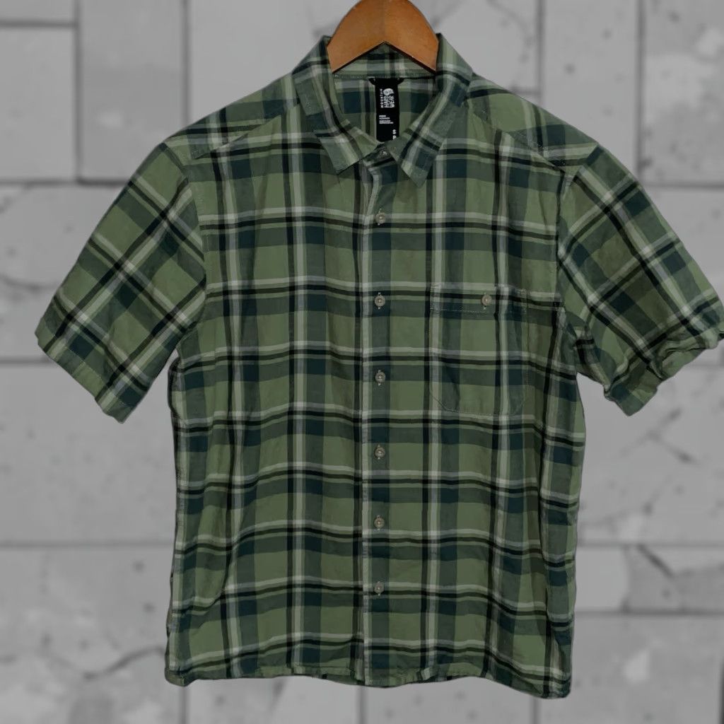 Mountain Hardwear Mountain Hardwear Shirt Plaid Short Sleeve Button-Down Mens S Green Size US S / EU 44-46 / 1 - 1 Thumbnail