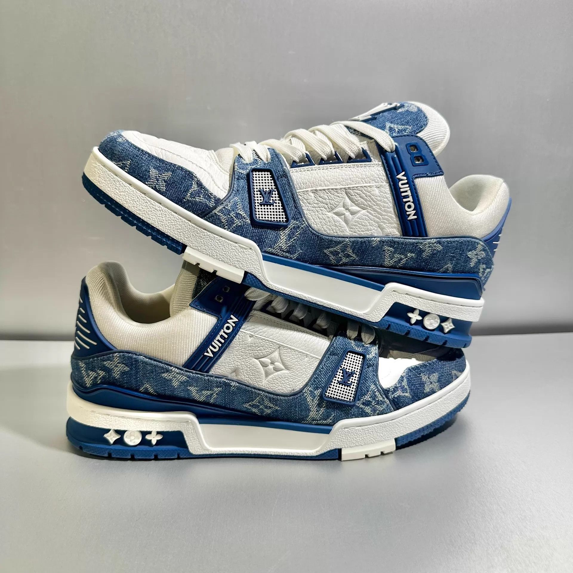 Louis Vuitton Louis Vuitton Trainer White Blue Denim 7.5/41.5 Mint Size US 8.5 / EU 41-42 - 3 Thumbnail