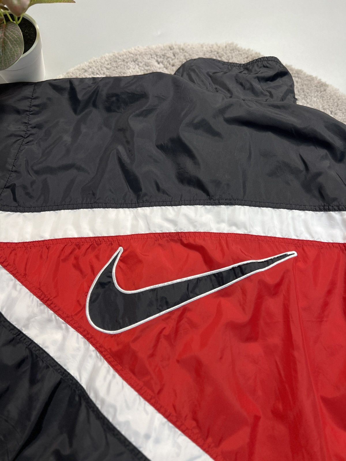 Nike × Vintage 90’s NIKE RARE BIG BACK SWOOSH LOGO Y2K TRACK JACKET Size US L / EU 52-54 / 3 - 5 Thumbnail