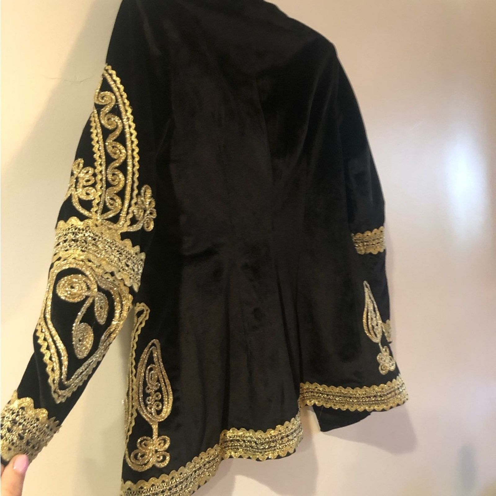 Other Gold embroidered velvet jacket. Size small/medium Size S / US 4 / IT 40 - 8 Thumbnail