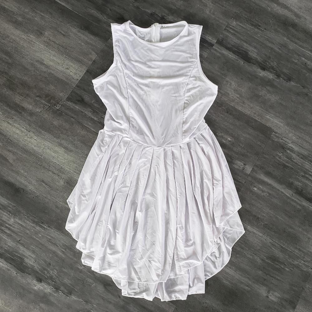Designer White Classic Babydoll Pleated Mini Size M / US 6-8 / IT 42-44 - 1 Thumbnail
