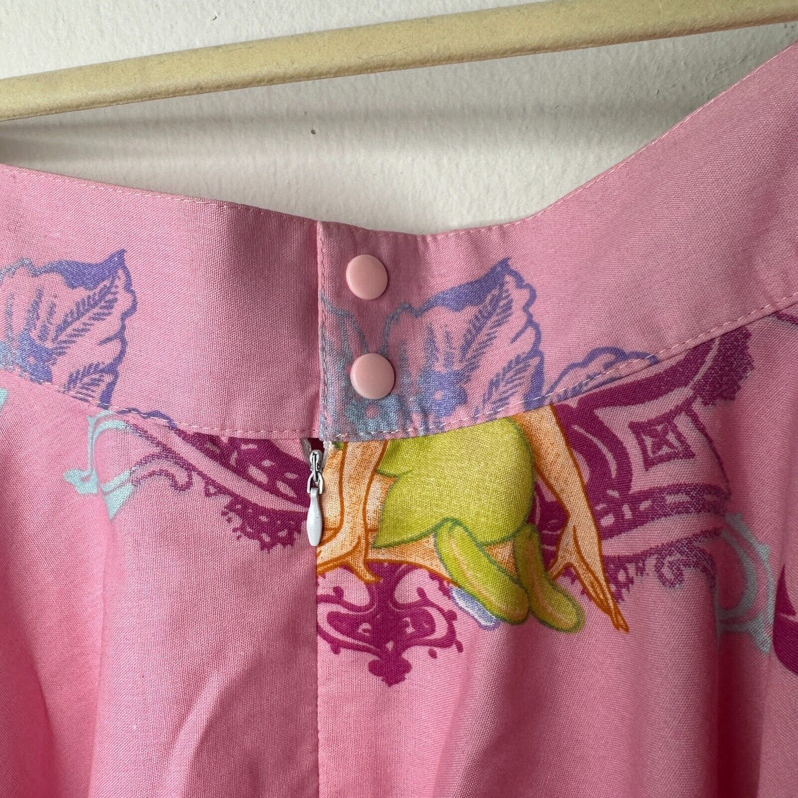 Vintage Vintage Pink Tinker Bell Print Circle Skirt Button Close S Size 27" / US 4 / IT 40 - 7 Thumbnail