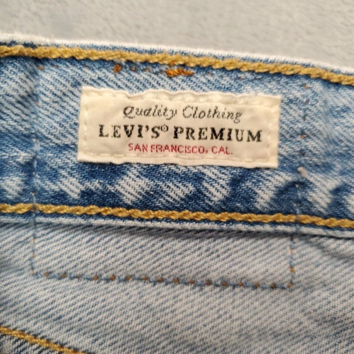 Denime VINTAGE Levis Premium Jeans 501 Blue 29x28 31x27 Denim Straight Leg Button Fly Mens Jeans Regular 501 Size US 29 - 4 Thumbnail