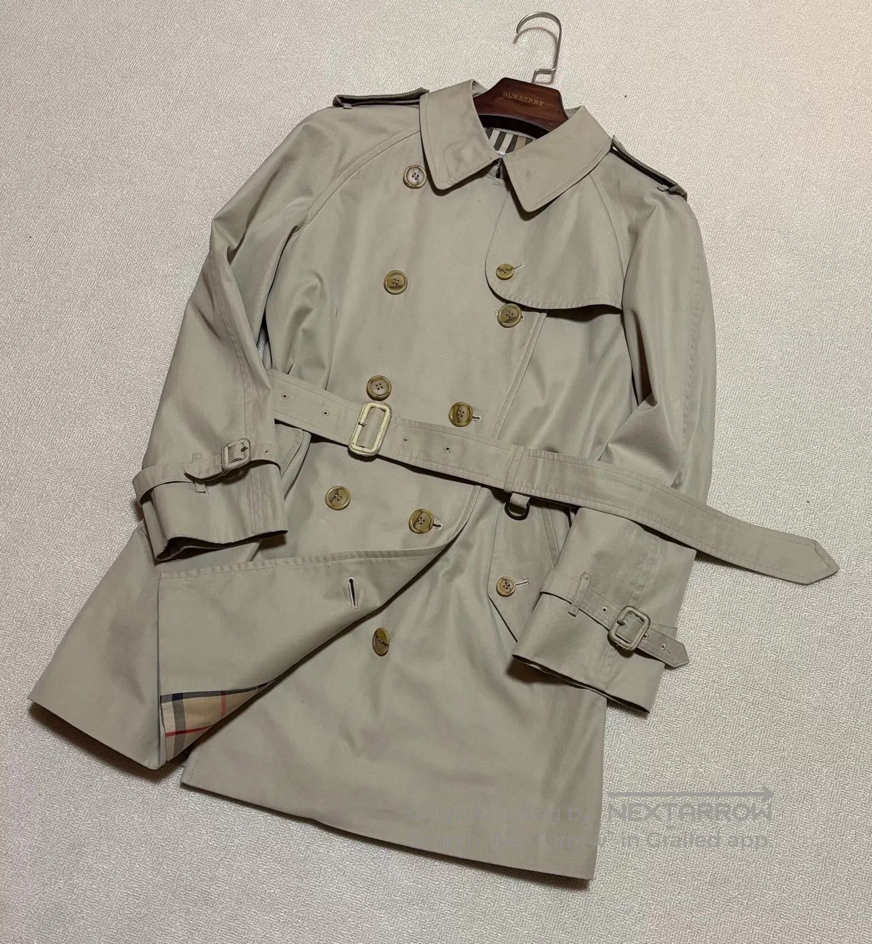 Burberry Burberry Women's Trench Coat. Size M / US 6-8 / IT 42-44 - 2 Thumbnail