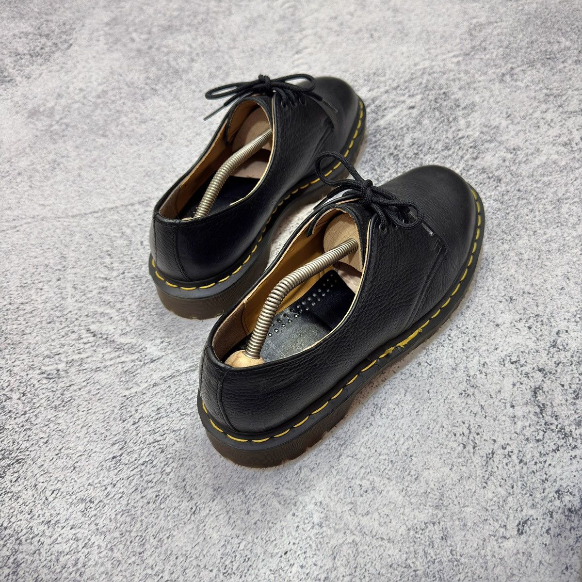 Dr. Martens Dr. Martens England Black Leather Derbies US9 UK8 EU42 27cm Size US 9 / EU 42 - 10 Thumbnail