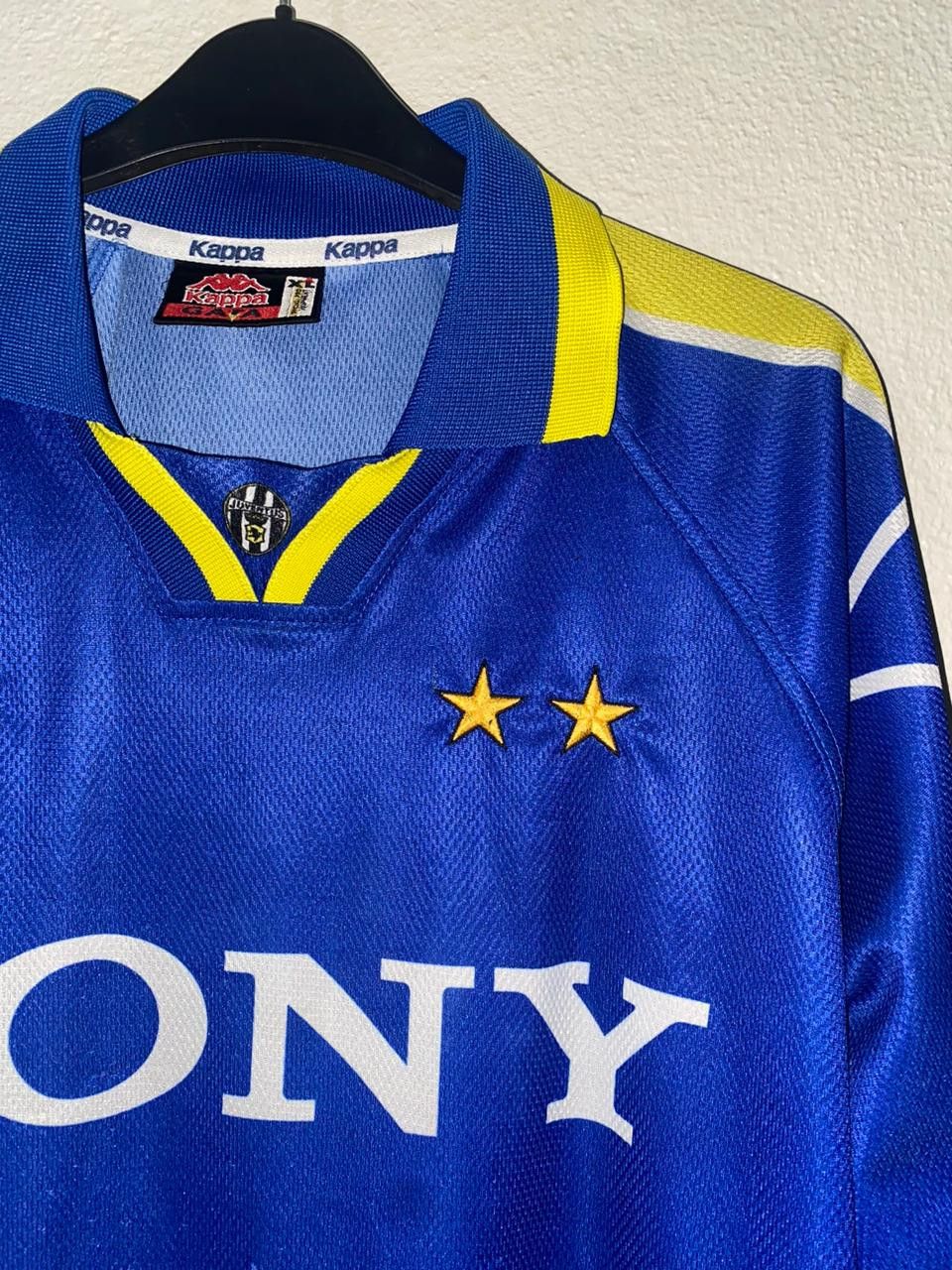 Kappa Juventus 1995 away kit Size US XL / EU 56 / 4 - 3 Thumbnail