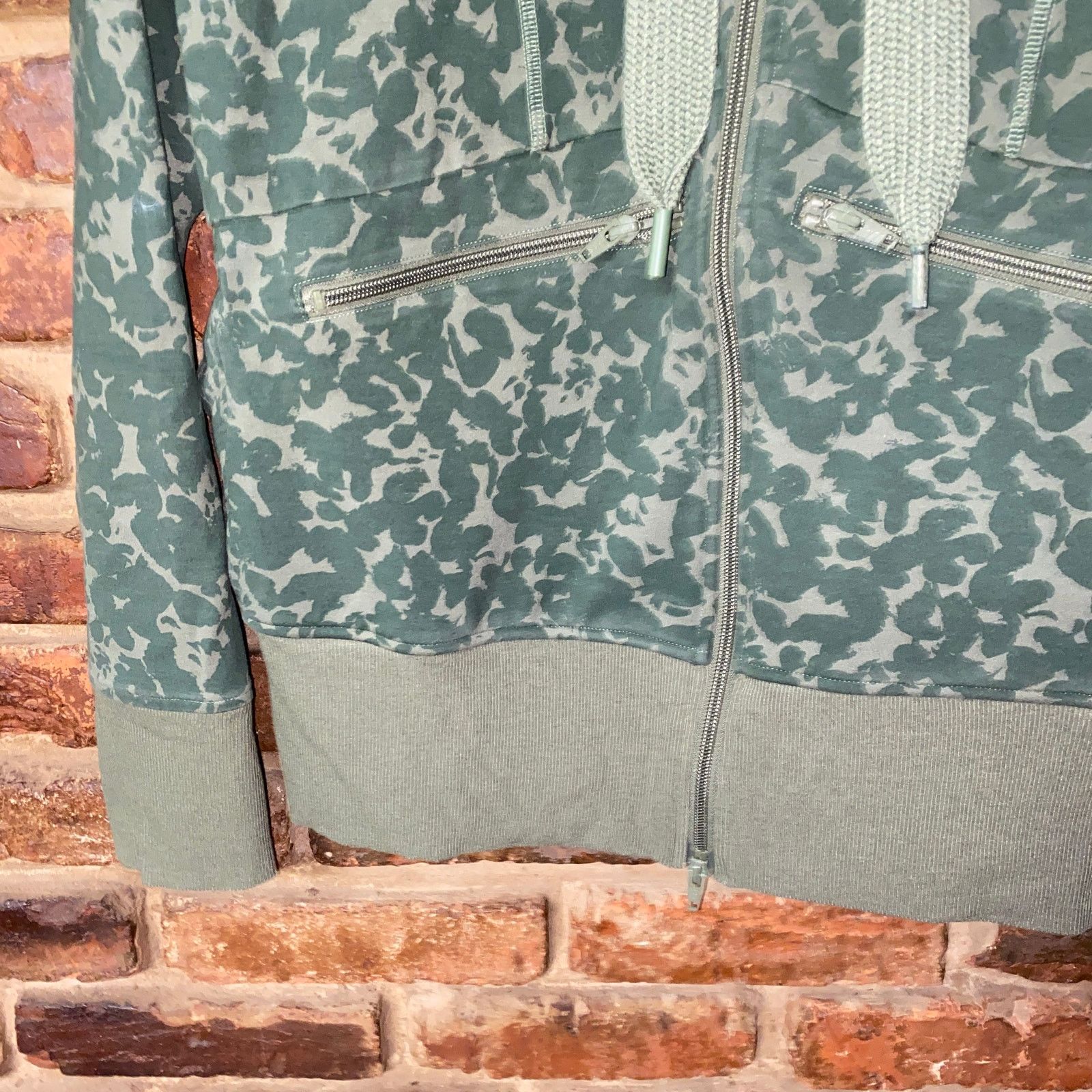 Other CAbi Green Stretch Full Zip-Up Hoodie Marathon Jacket Medium Size M / US 6-8 / IT 42-44 - 4 Thumbnail