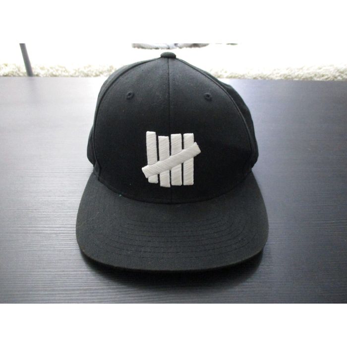 Undefeated Undefeated Hat Cap Mens Black White Snap Back Undftd