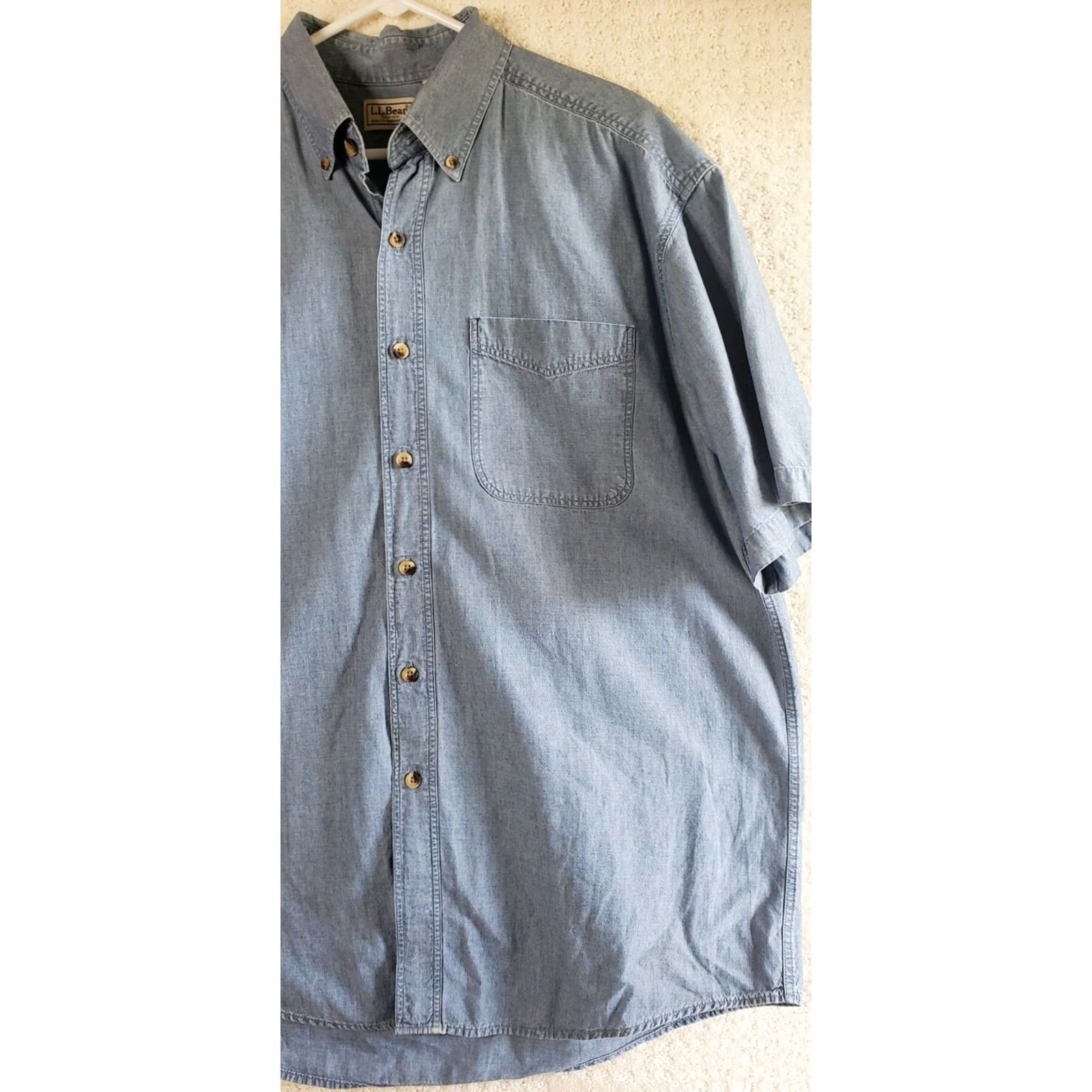 Vintage LL Bean Denim Short Sleeve Button Down Shirt Men Large Regular Blue Cotton Denim Button-Up Shirt Men's Large Regular Blue Size US L / EU 52-54 / 3 - 2 Thumbnail