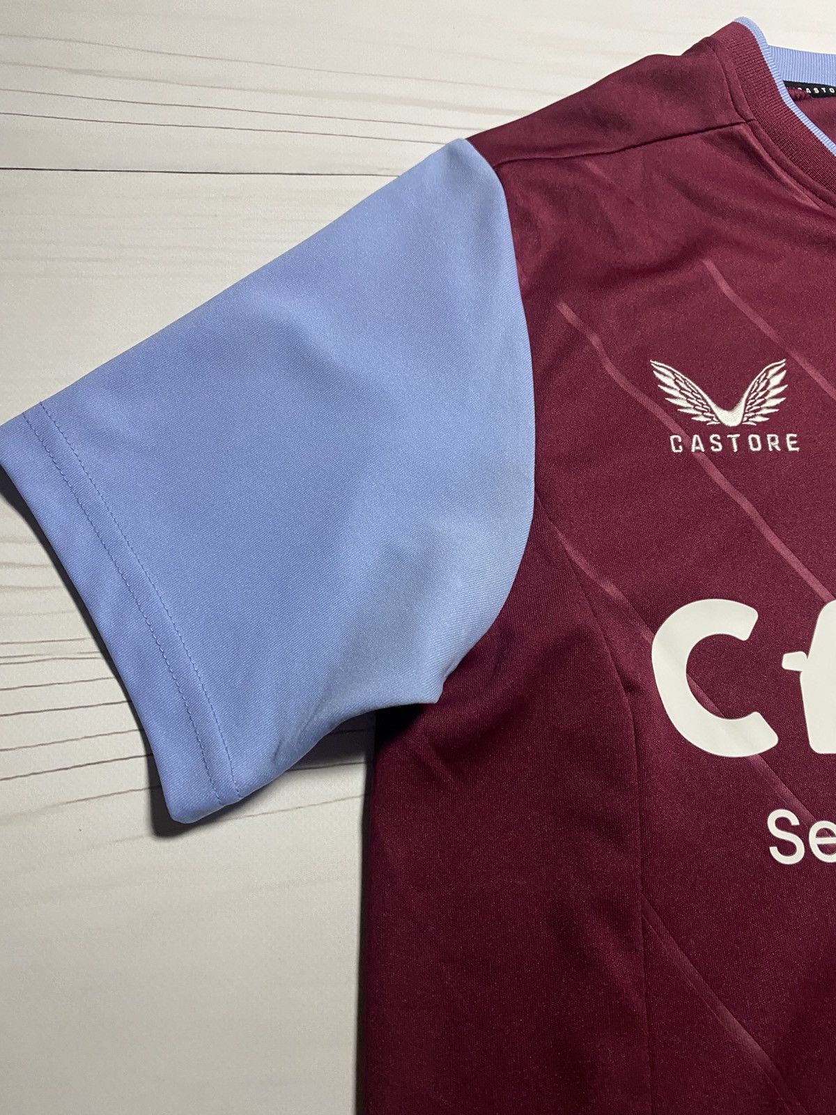 Castore Castore Aston Villa 2022/23 home soccer football y2k jersey Size US S / EU 44-46 / 1 - 9 Thumbnail