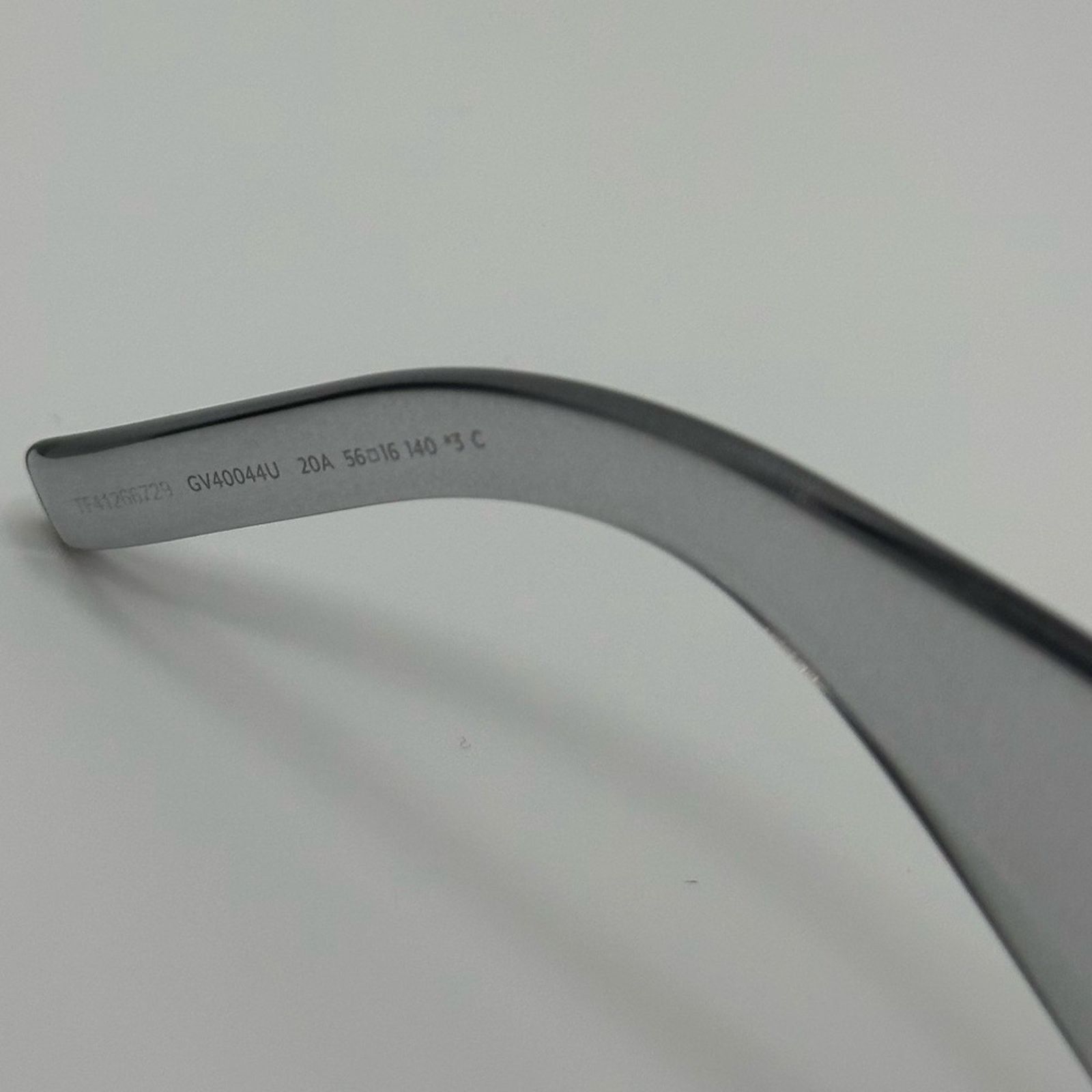 Givenchy Givenchy Sunglasses GV40044U 20A in Clear Unisex NEW Size ONE SIZE - 4 Thumbnail