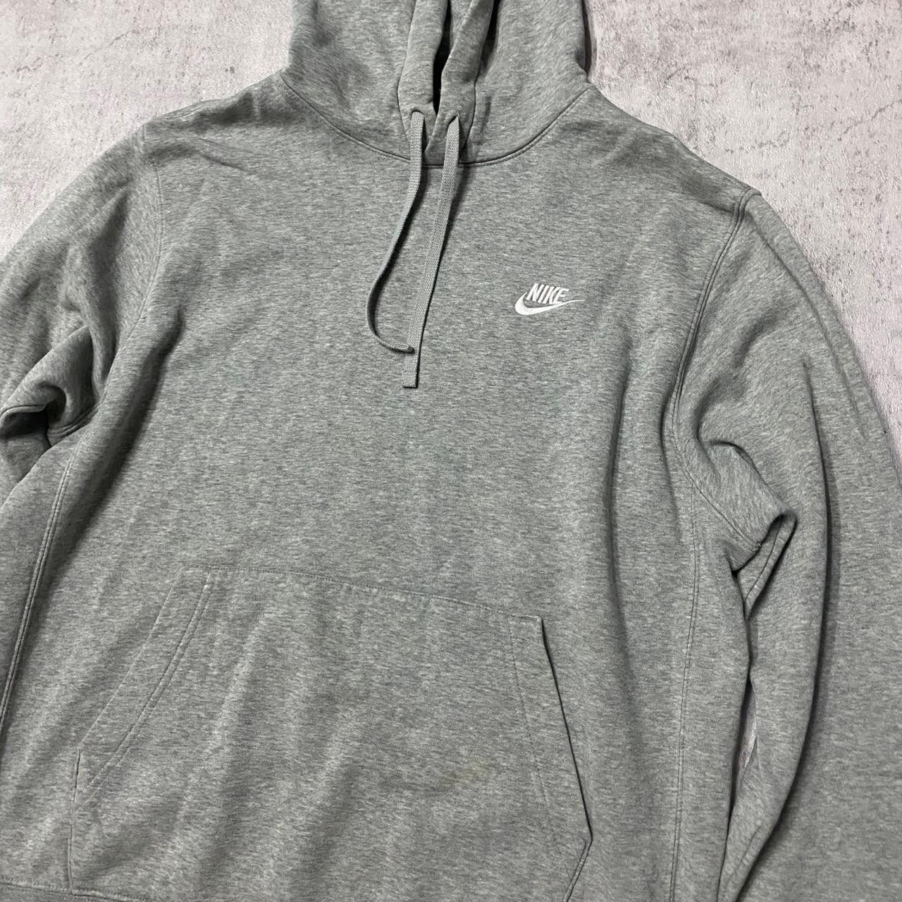 Nike Grey Nike hoodie with a relaxed fit #loungewear Size US M / EU 48-50 / 2 - 2 Thumbnail