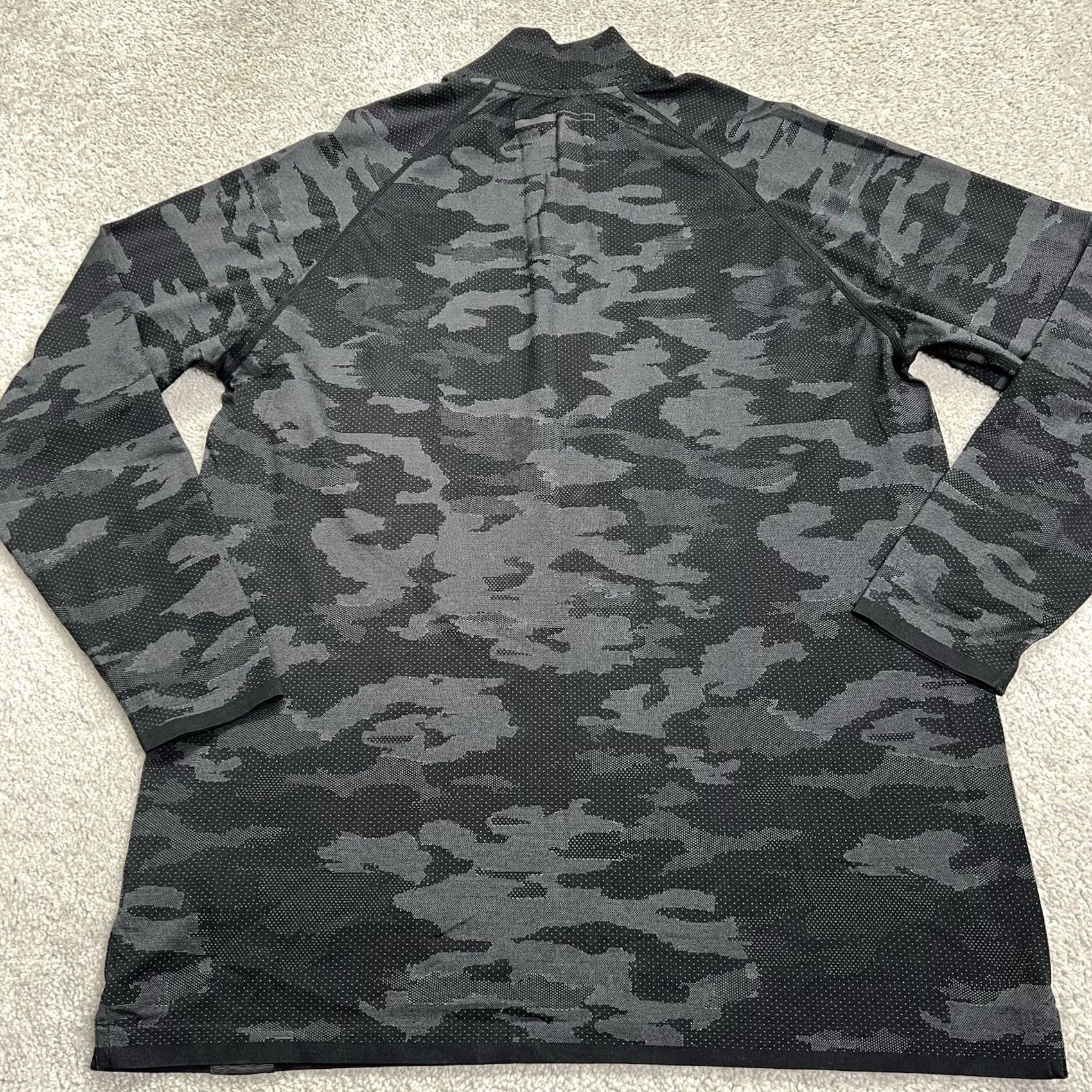 Vintage LEGENDS Dash Quarter 1/4 Zip Mens XL Long Sleeve Pullover Black Camo Reflective"} Size US XL / EU 56 / 4 - 6 Thumbnail