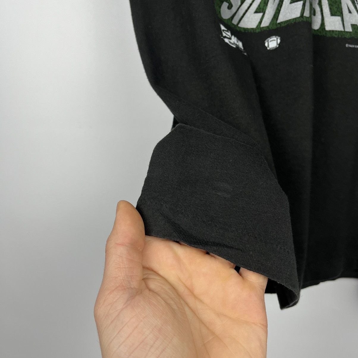 NFL Vintage Oakland Raiders NFL rare tee 1990 Size US L / EU 52-54 / 3 - 11 Thumbnail