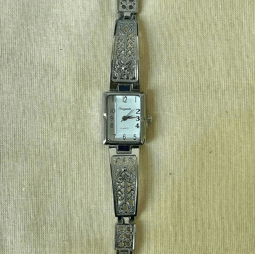 Jewelry 2000s vintage rectangle stainless steel quartz luxury watch Size ONE SIZE - 5 Thumbnail