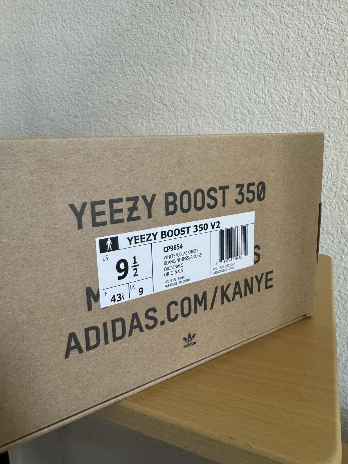 Adidas Yeezy 350 Zebra Size US 9.5 / EU 42-43 - 6 Thumbnail