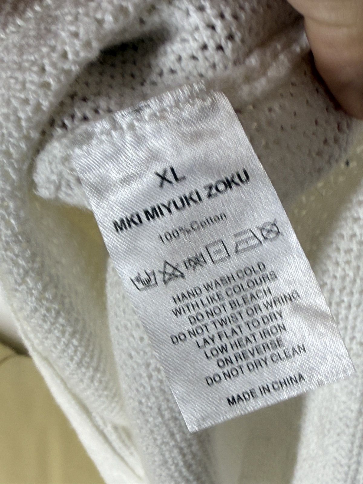 Mki Miyuki Zoku Mki Miyuki Zoku Knit Vest White embroidered logo Size US XL / EU 56 / 4 - 10 Thumbnail