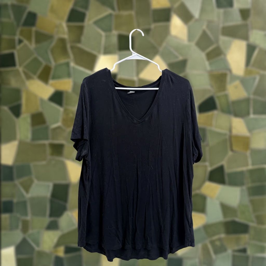 Old Navy VINTAGE Old Navy Womens Shirt XXL Luxe Black Short Sleeve V-Neck Size XXL / US 16-18 / IT 52-54 - 1 Thumbnail