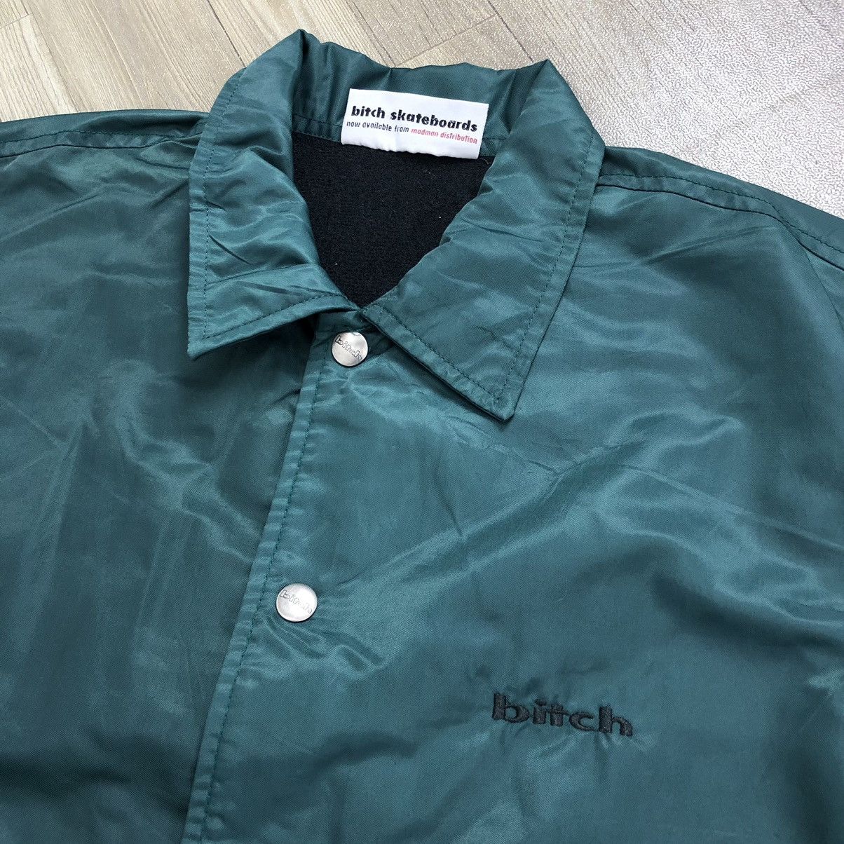 Powell Peralta × Vintage Vintage 90s Bitch Skateboard Green Vest Size US M / EU 48-50 / 2 - 4 Thumbnail