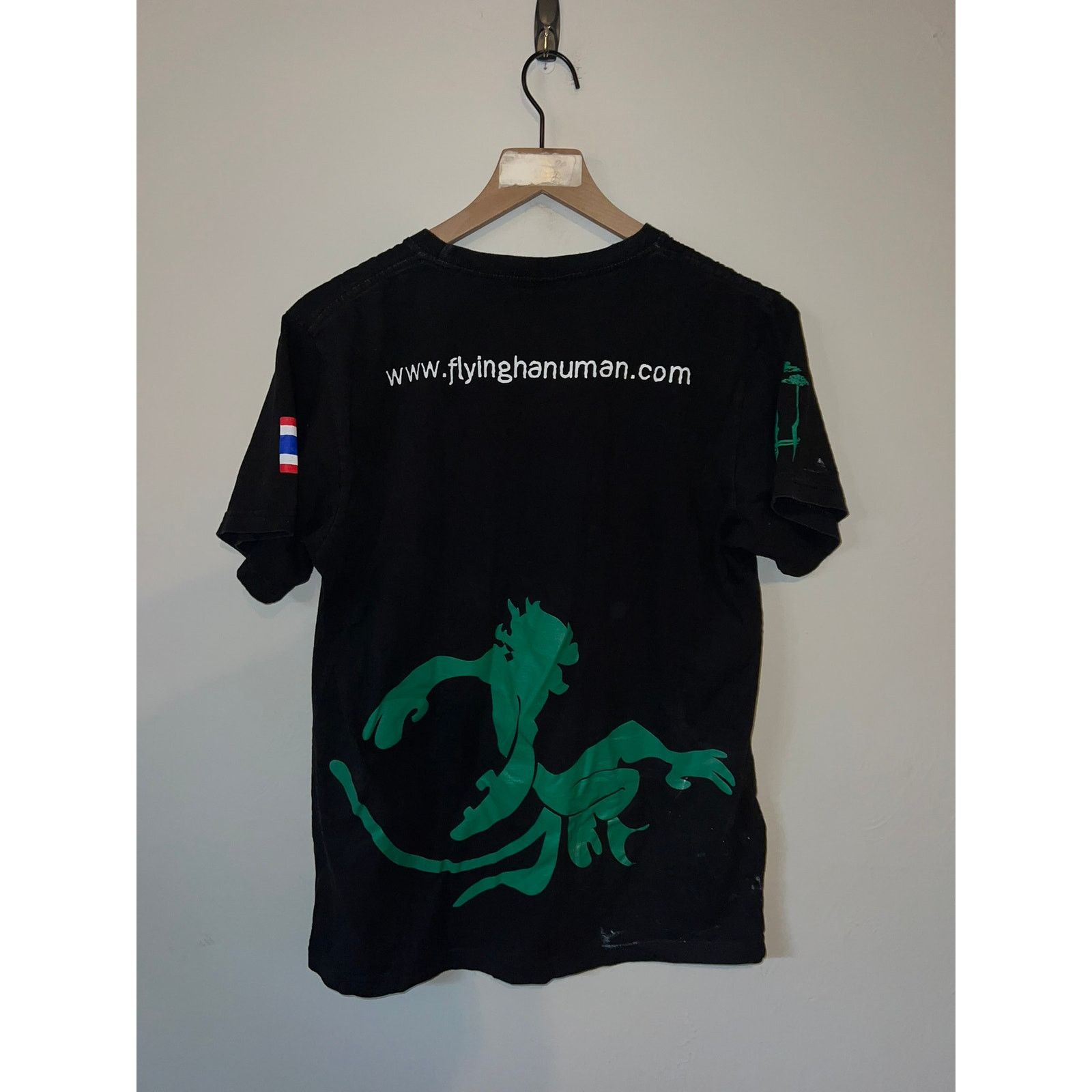 Vintage Vintage Phuket Shirt Flying Hanuman Jungle Graphic Tee M Size US M / EU 48-50 / 2 - 6 Thumbnail