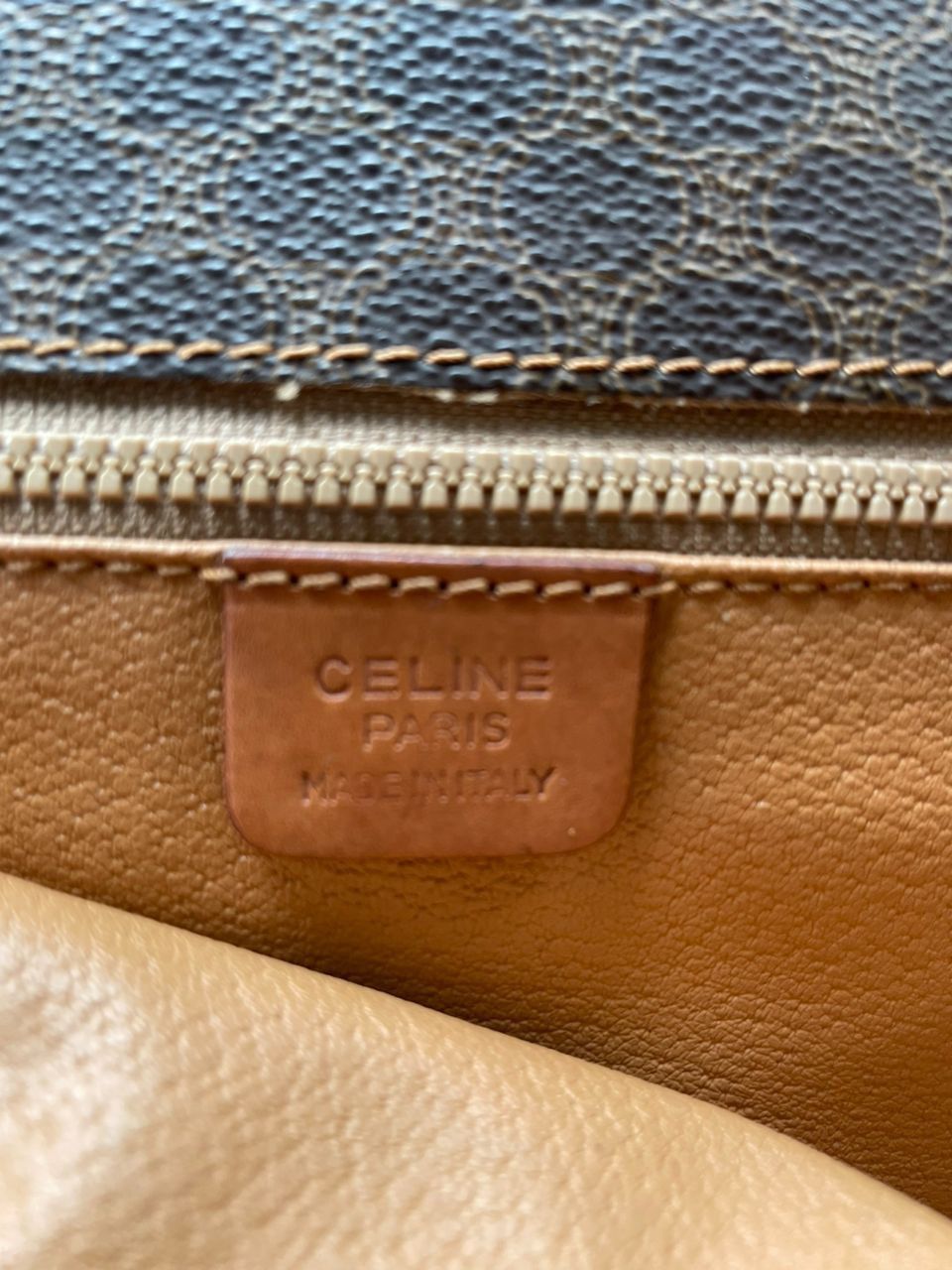 Celine Authentic Celine Monogram Crossbody Bag Size ONE SIZE - 10 Thumbnail