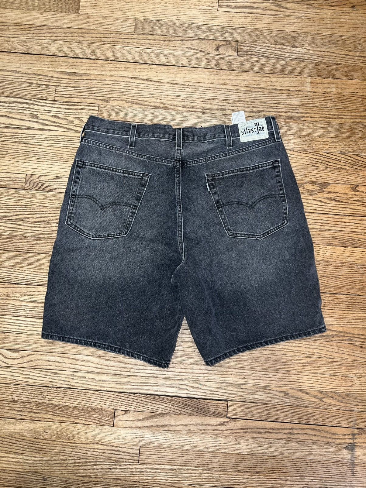 Levi's Vintage Levi’s Silver Tab Baggy Faded Jorts Size US 36 / EU 52 - 6 Thumbnail