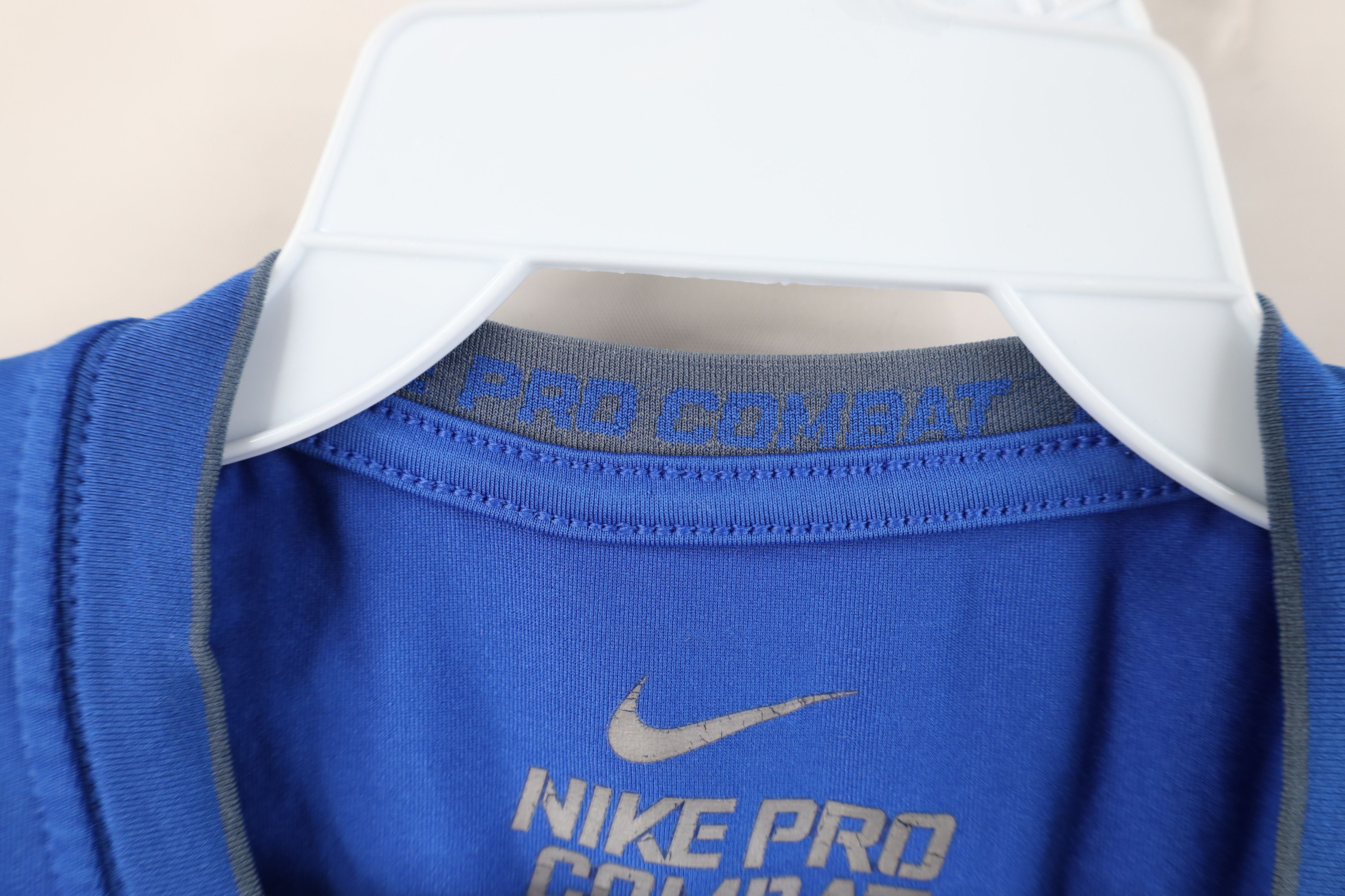 Nike Nike Pro Combat Compression Sleeveless Muscle T-Shirt Blue Size US L / EU 52-54 / 3 - 6 Thumbnail
