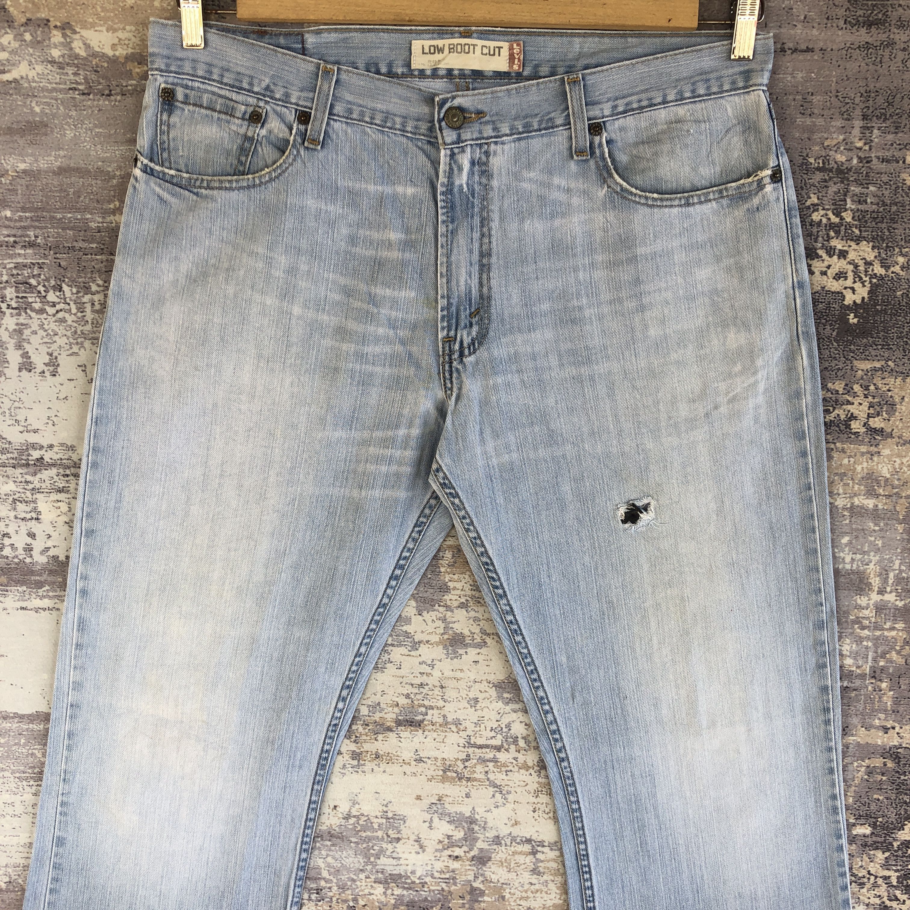Levi's Vintage Y2K Levis Flare Faded Jeans Levi's Distressed Denim Size US 36 / EU 52 - 3 Thumbnail