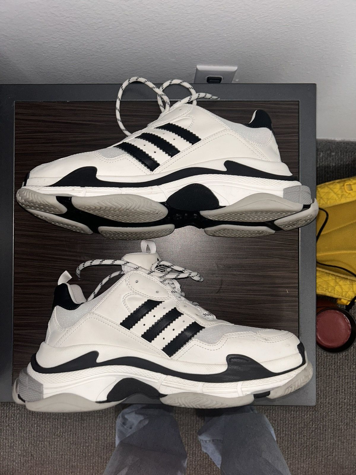 【BALENCIAGA X ADIDAS】 TRIPLE S SNEAKERS 関税/送料込 Balenciaga x adidas 2022 Footwear Collection | SBD