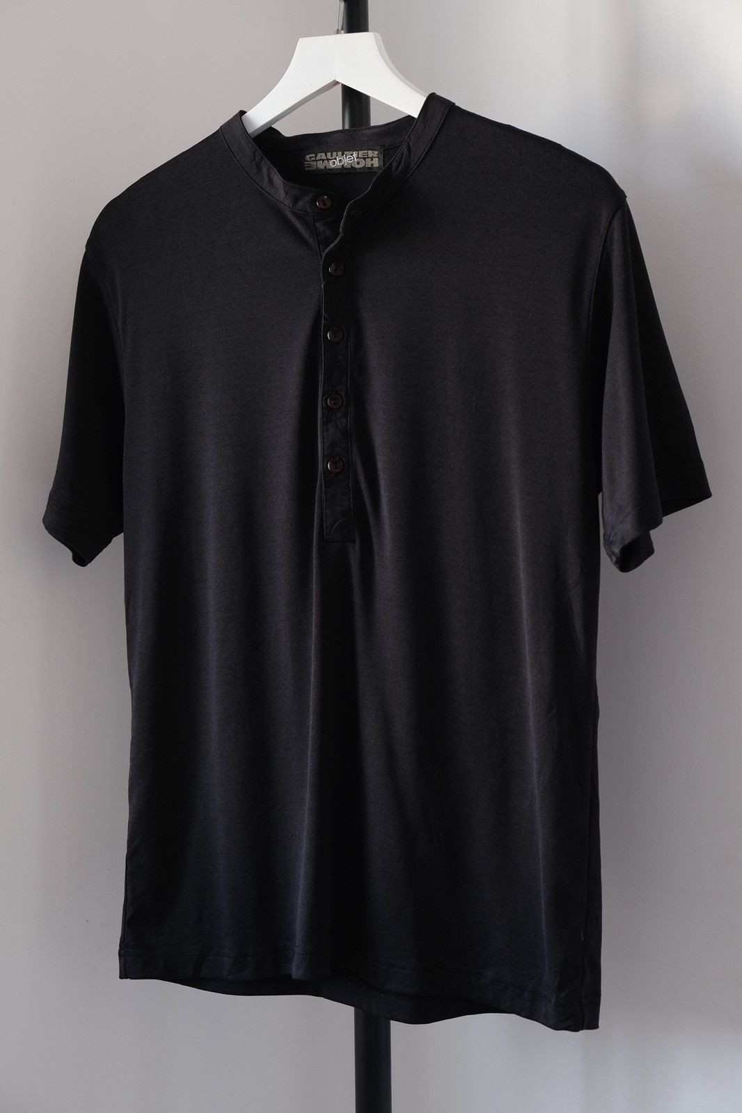 Jean Paul Gaultier Jean-Paul GAULTIER Objet Early 00s Black Button Up T-Shirt Size US L / EU 52-54 / 3 - 1 Thumbnail