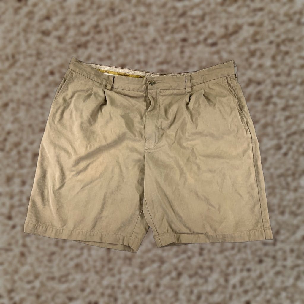 Tommy Bahama Tommy Bahama Shorts Men Bermuda Beige Silk 40x9 Pleated Herringbone Casual Beach "Mens" Size US 40 / EU 56 - 1 Thumbnail