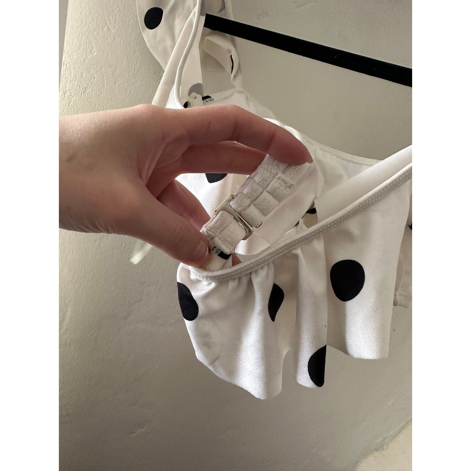 Forever 21 Forever 21 Polka Dot Bikini Top L Size ONE SIZE - 5 Thumbnail
