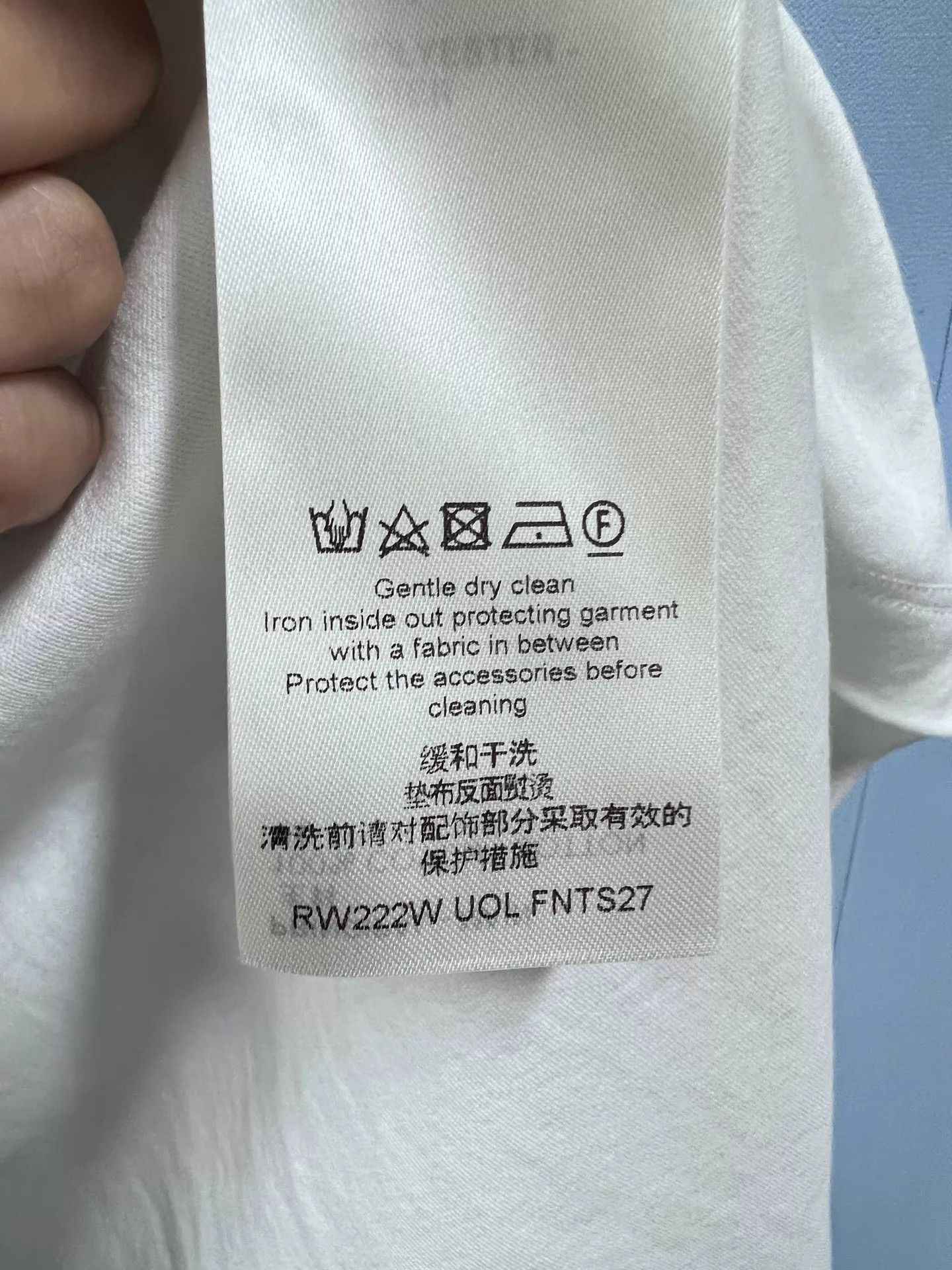 Louis Vuitton LV white logo embroidery chain short sleeve M Size M / US 6-8 / IT 42-44 - 6 Thumbnail