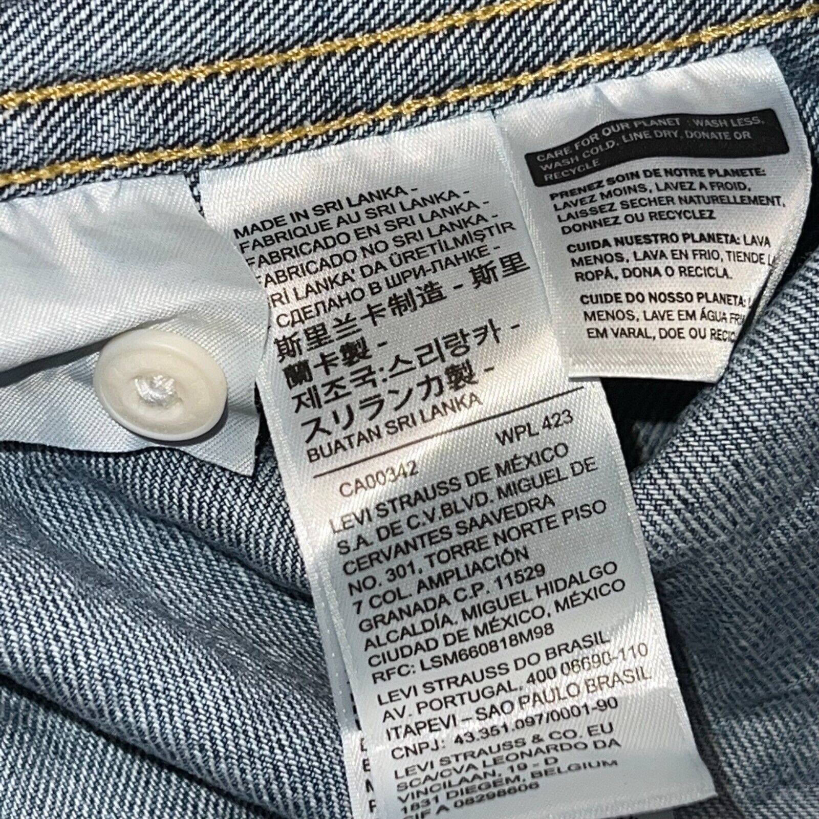 Levi's Levi's Silver Tab Denim Oversized Blue Pocket Shirt Men's XL Size US XL / EU 56 / 4 - 11 Thumbnail