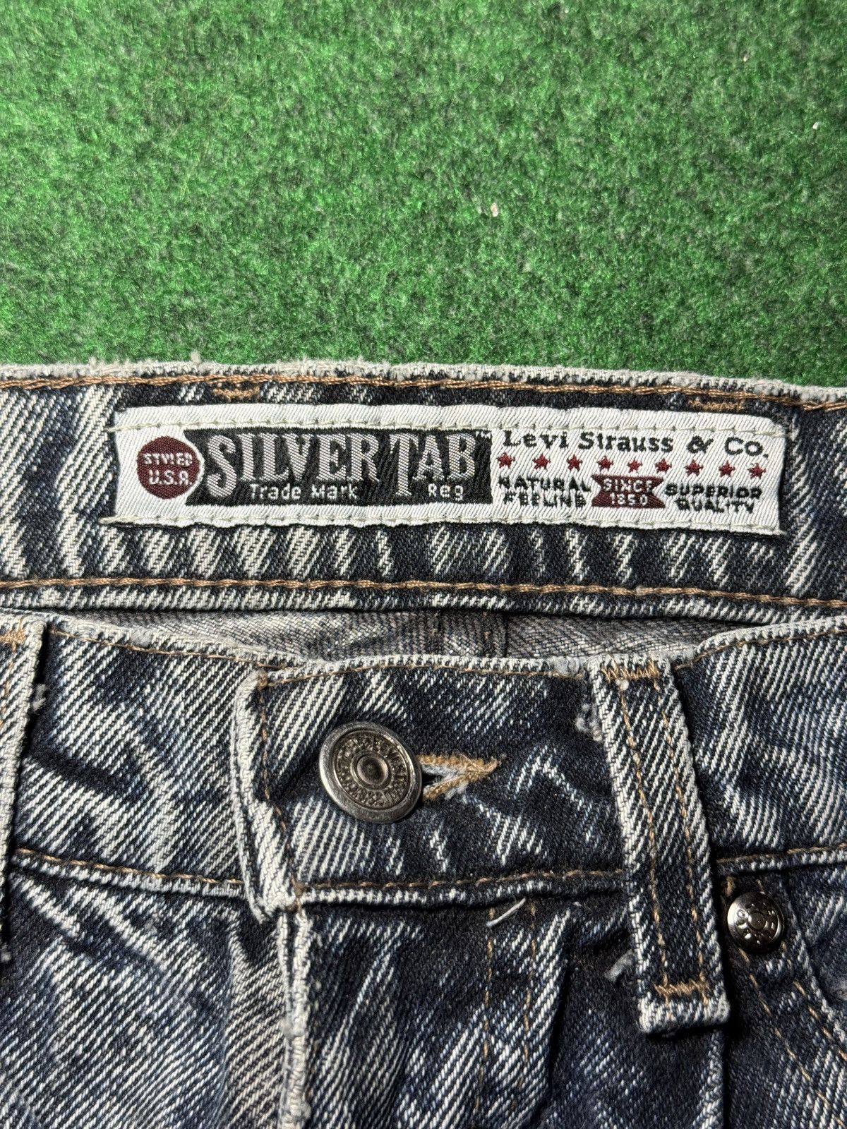 Levi's Vintage Clothing Vintage 90s Silvertab Levi’s Acid Wash Relaxed Taper Jeans Size US 30 / EU 46 - 4 Thumbnail