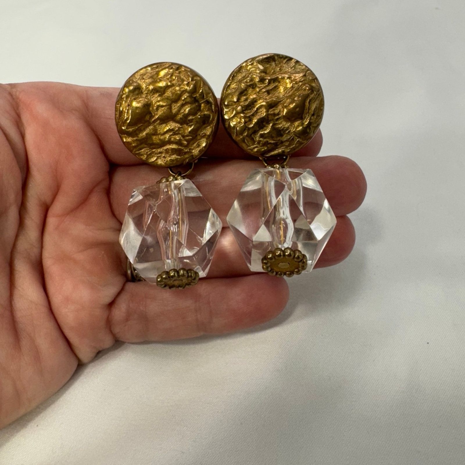 NBDN Nobrandedon VTG clunky lucite clip earrings Size ONE SIZE - 2 Thumbnail
