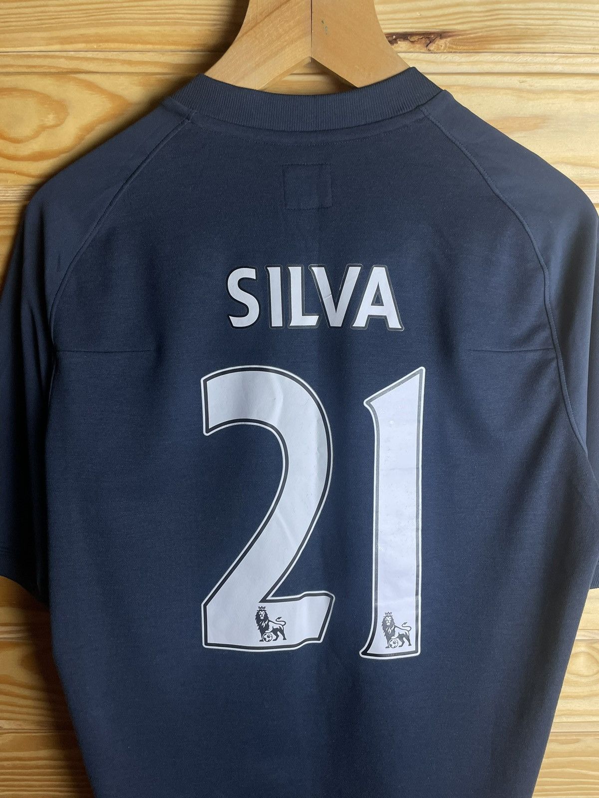 Vintage Manchester City Jersey 2010/2012 #21 Silva Football T-Shirt Size US S / EU 44-46 / 1 - 5 Thumbnail