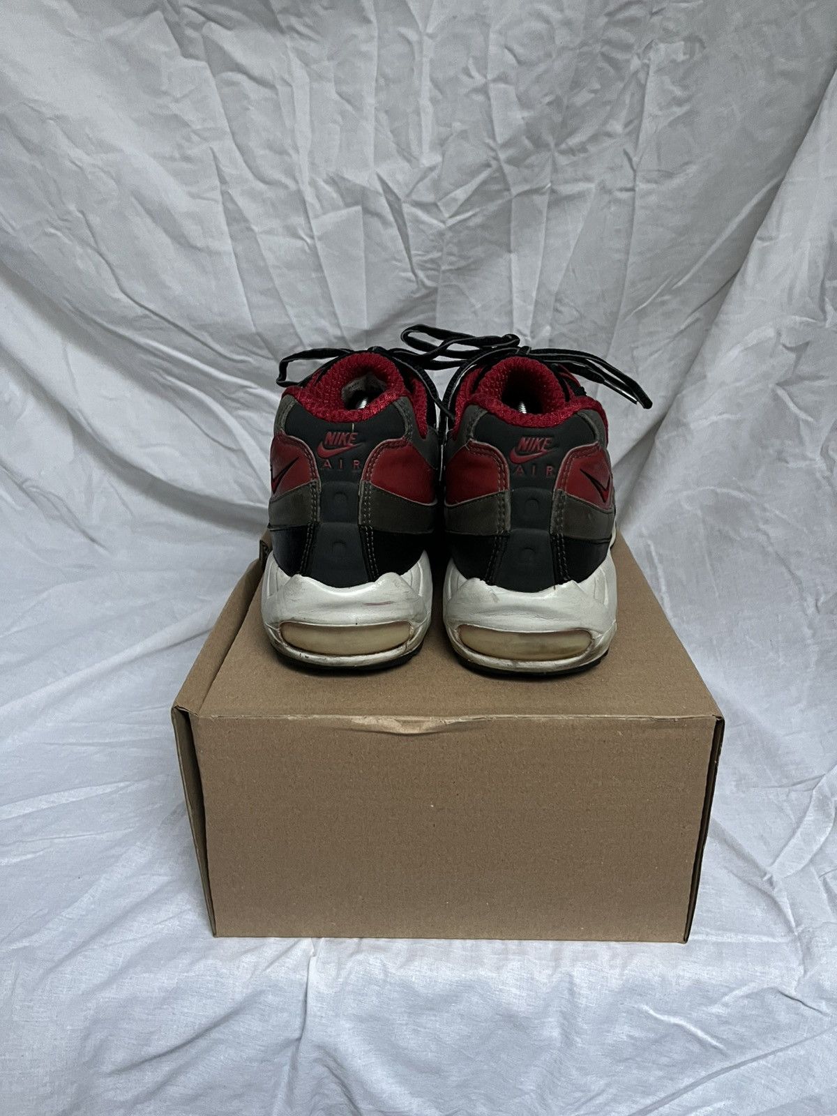 Nike Nike Air Max 95 Premium « Black Varsity Red »🍷 Size US 10 / EU 43 - 4 Thumbnail