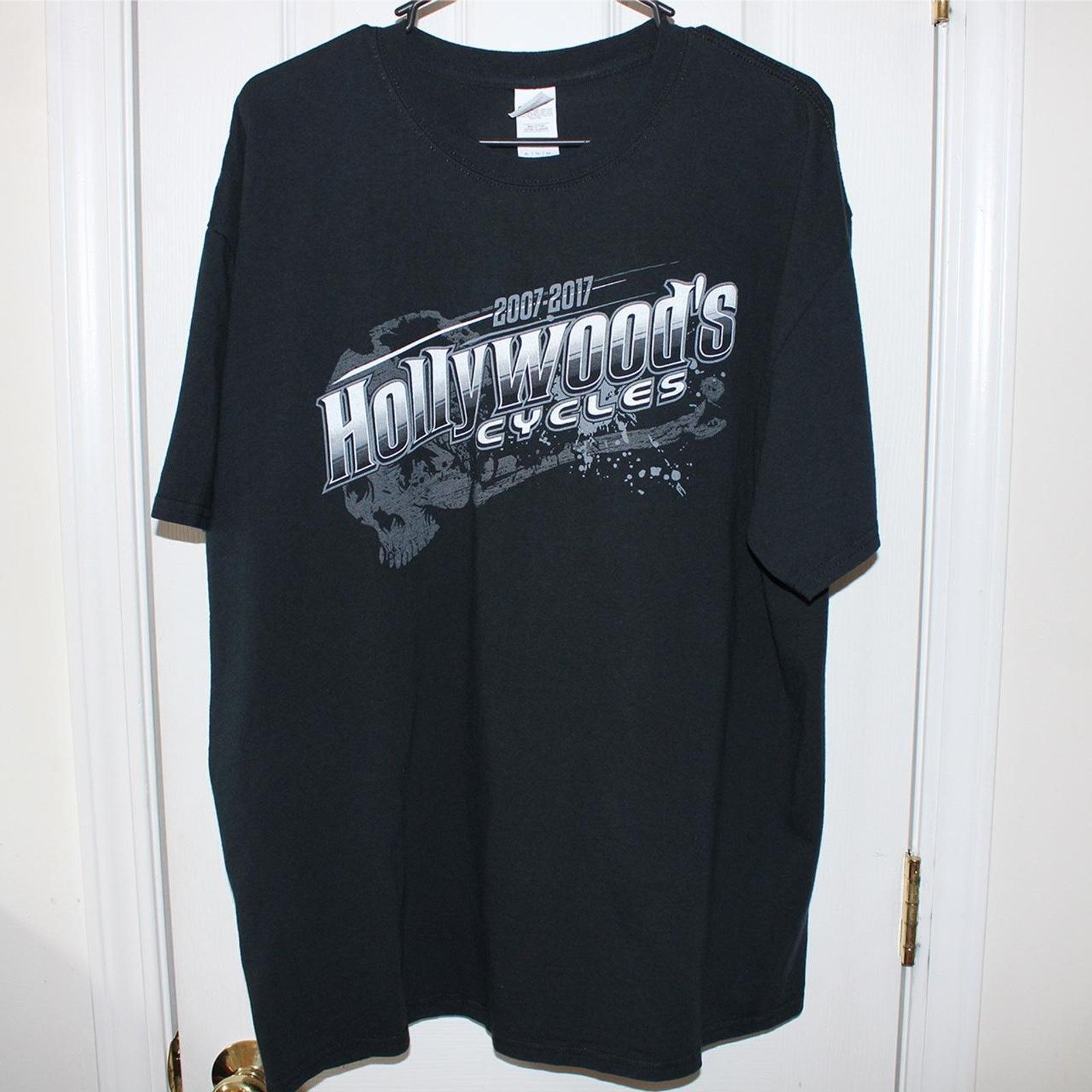 Vintage Y2K Black Skull Hollywood Motorcycles graphic tee Size US XL / EU 56 / 4 - 4 Thumbnail