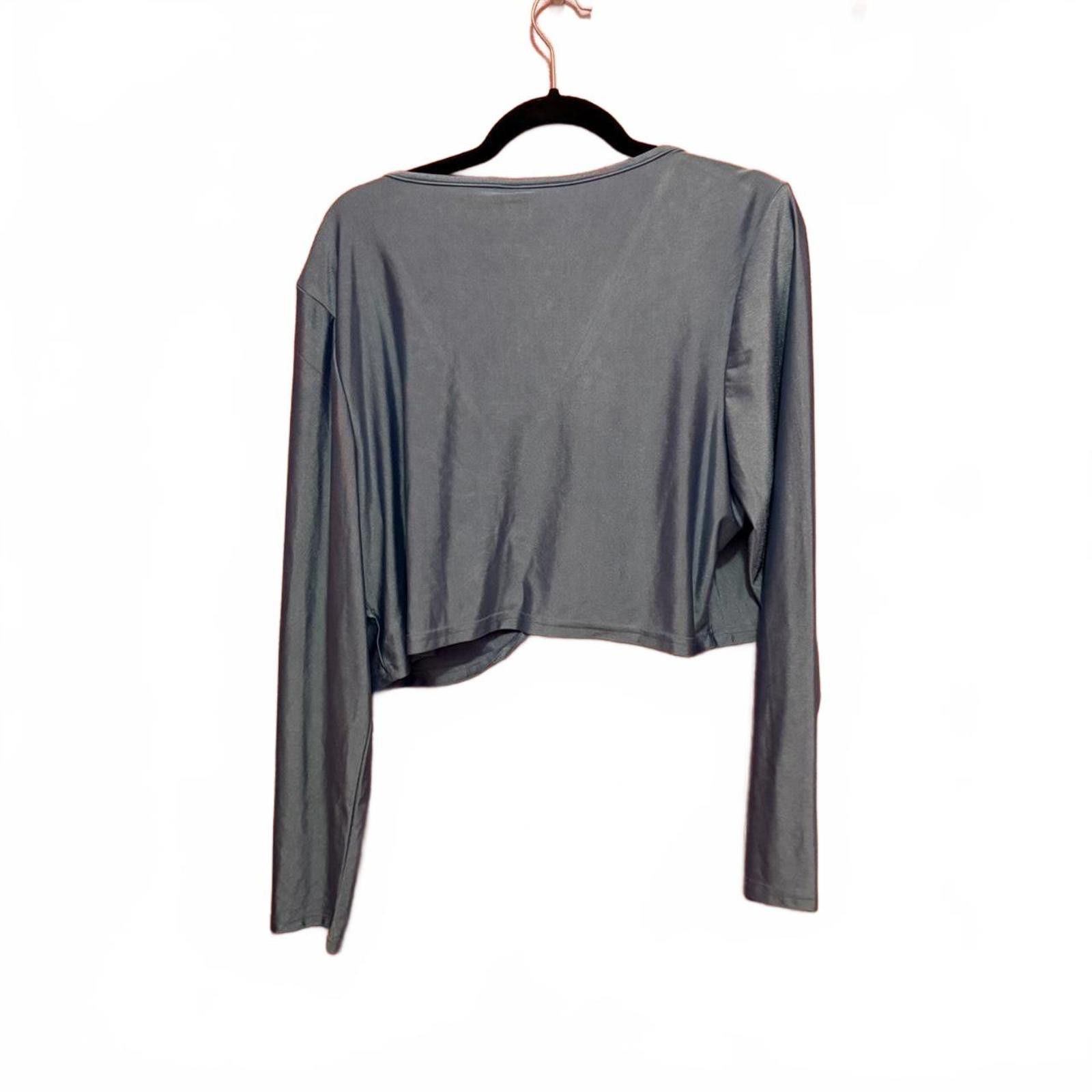 Designer Chic Cropped Long Sleeve Top Size M / US 6-8 / IT 42-44 - 3 Thumbnail