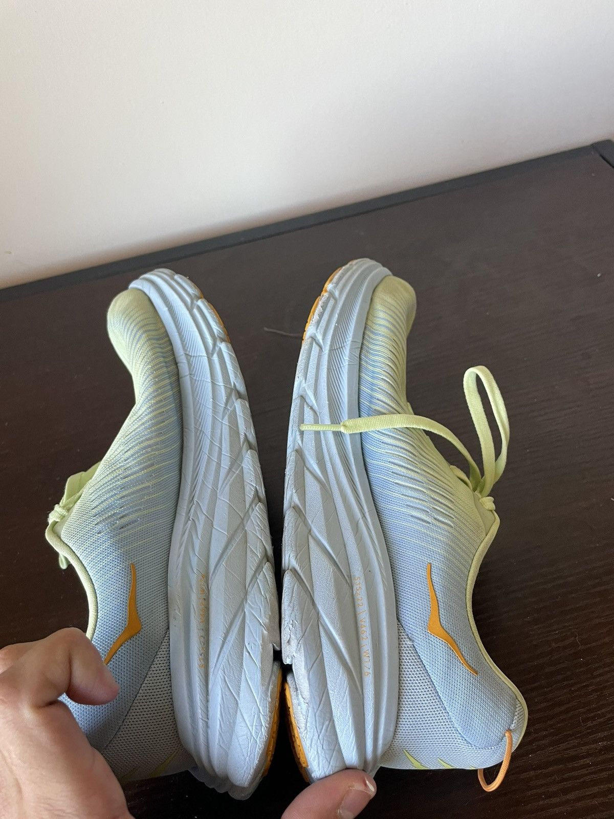 Hoka Women's Hoka One One Rincon 3 Size US 8.5 / IT 38.5 - 5 Thumbnail