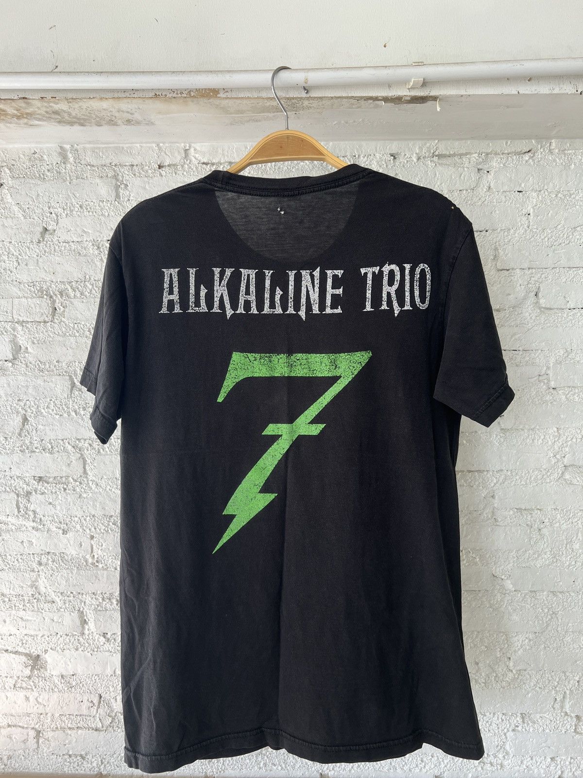 Band Tees Alkaline trio Heartskull vintage Size US S / EU 44-46 / 1 - 3 Thumbnail
